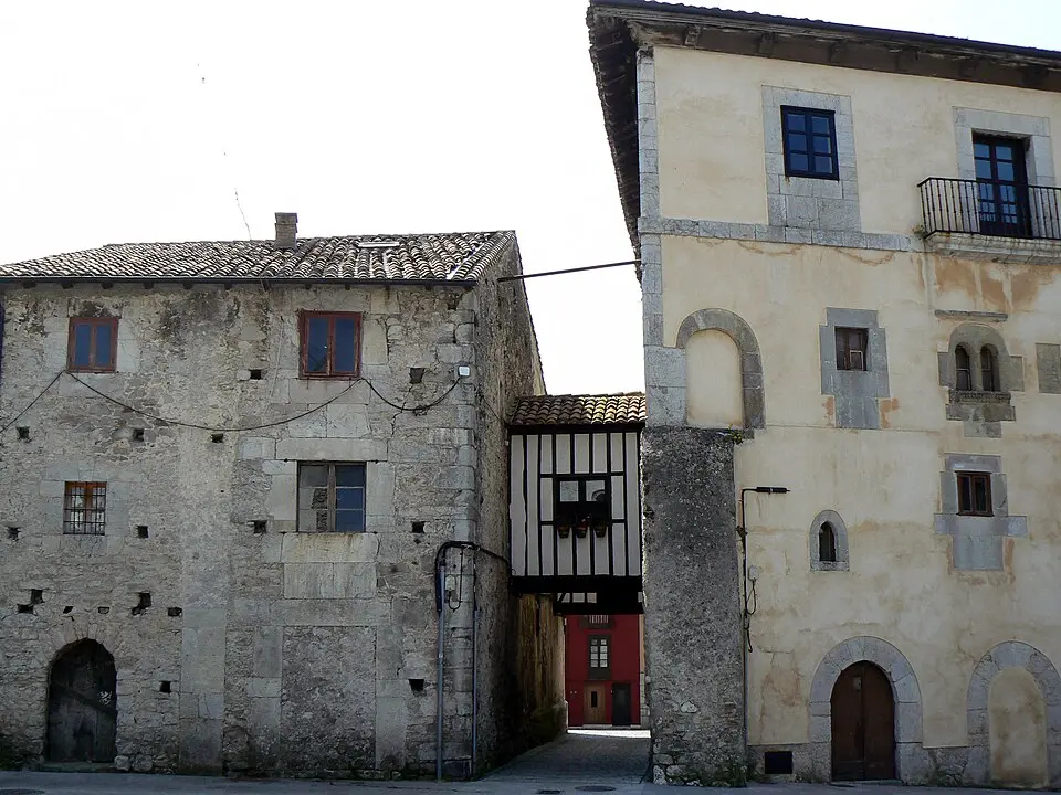 Obrázek: Caguat · CC BY-SA 3.0 ES Palacio de Gastañaga