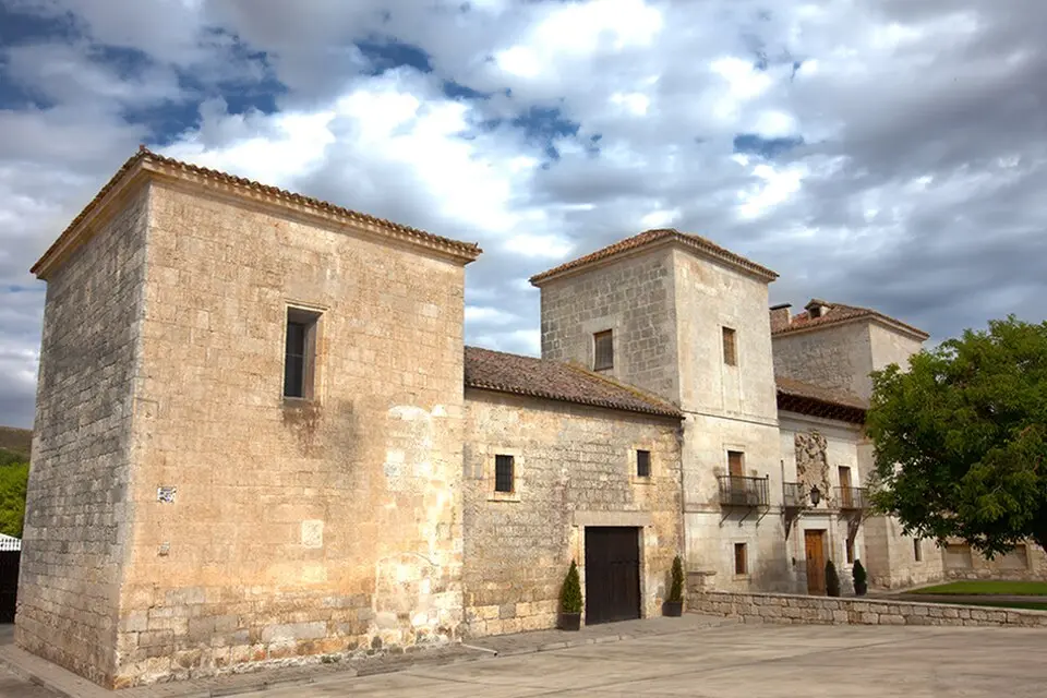 Palacio de los Fernández-Zorrilla, Huérmeces