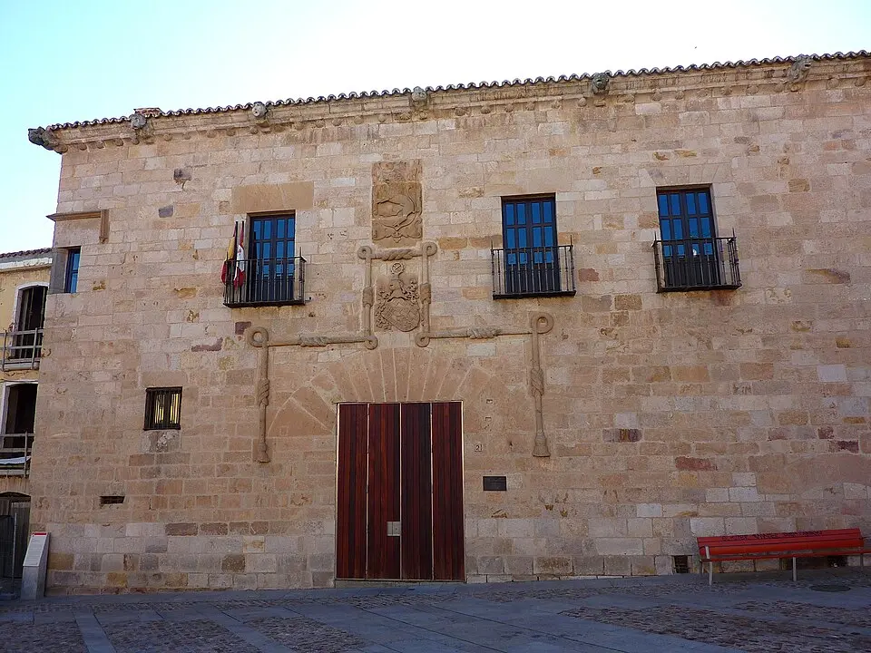 Obrázok: Outisnn · CC BY-SA 3.0 Palacio del Cordón