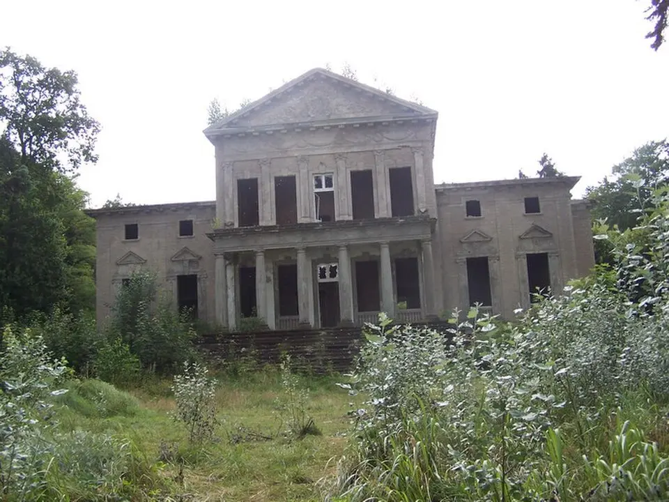 Pałac w Brzózkach