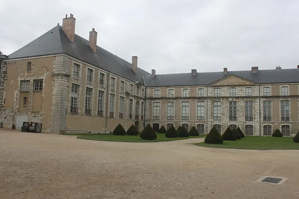 palais épiscopal de Chartres et ses jardins