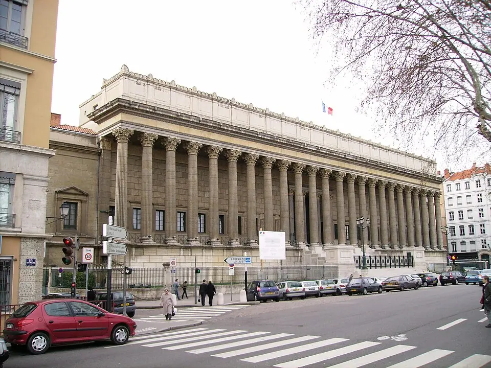 palais de justice historique de Lyon