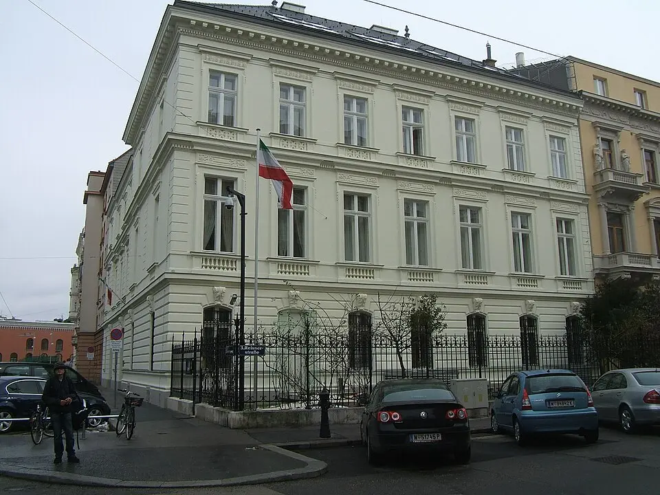 Image: Erich Schmid · CC BY-SA 3.0 Palais Sigray St. Marsan