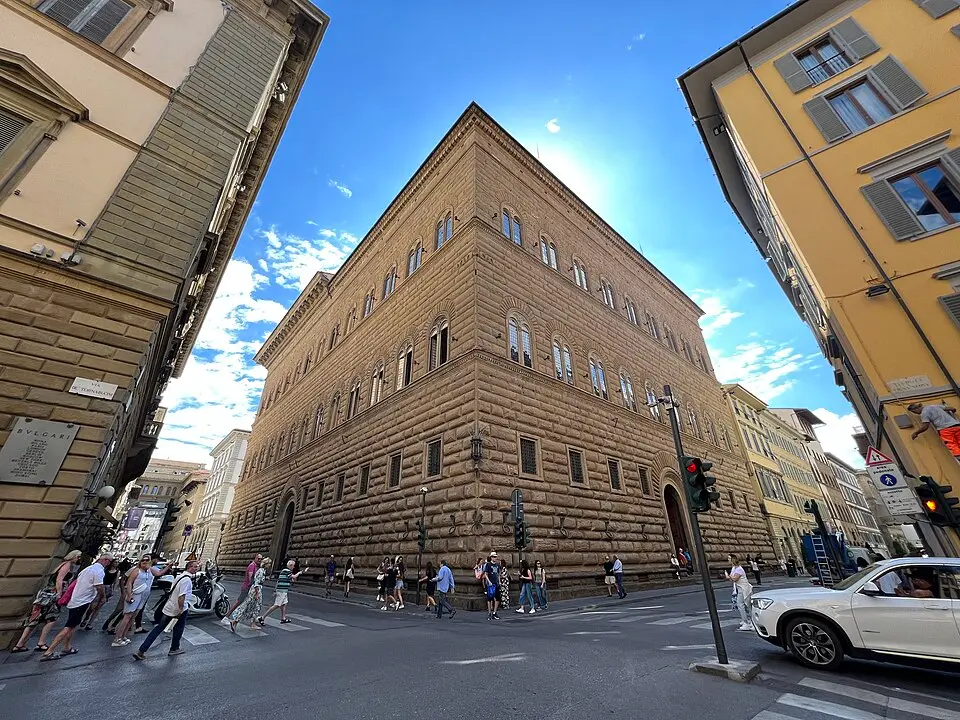 Strozzijeva palača