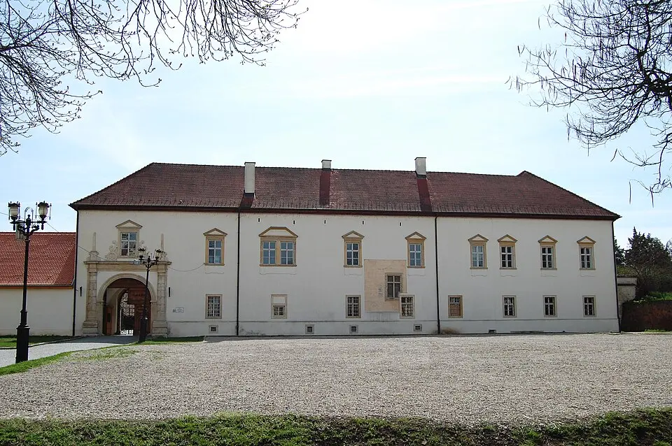 Palatul Episcopiei romano-catolice din Alba Iulia
