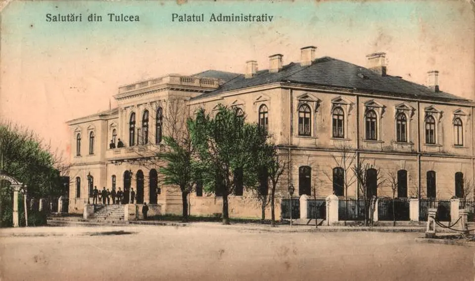 Slika: Unknown author. The image was uploaded by Musichistory2009. · Public domain Fostul Palat al Pașei de la Tulcea