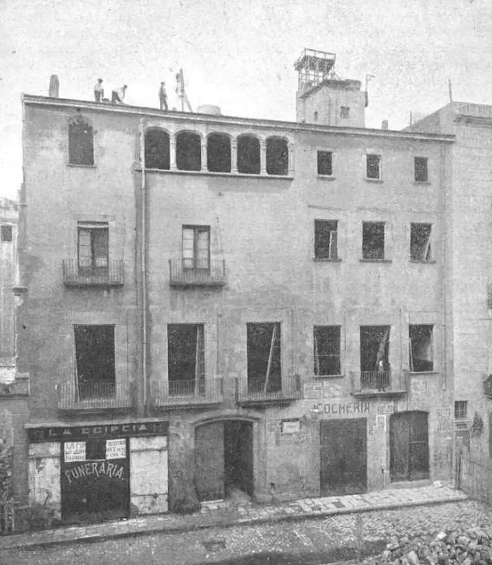 Palau del Comte de Vallcabra
