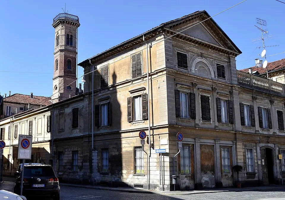 Palazzo Allario Caresana