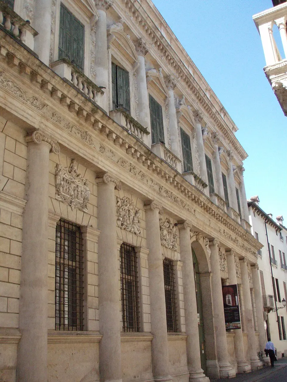 palais Barbaran da Porto