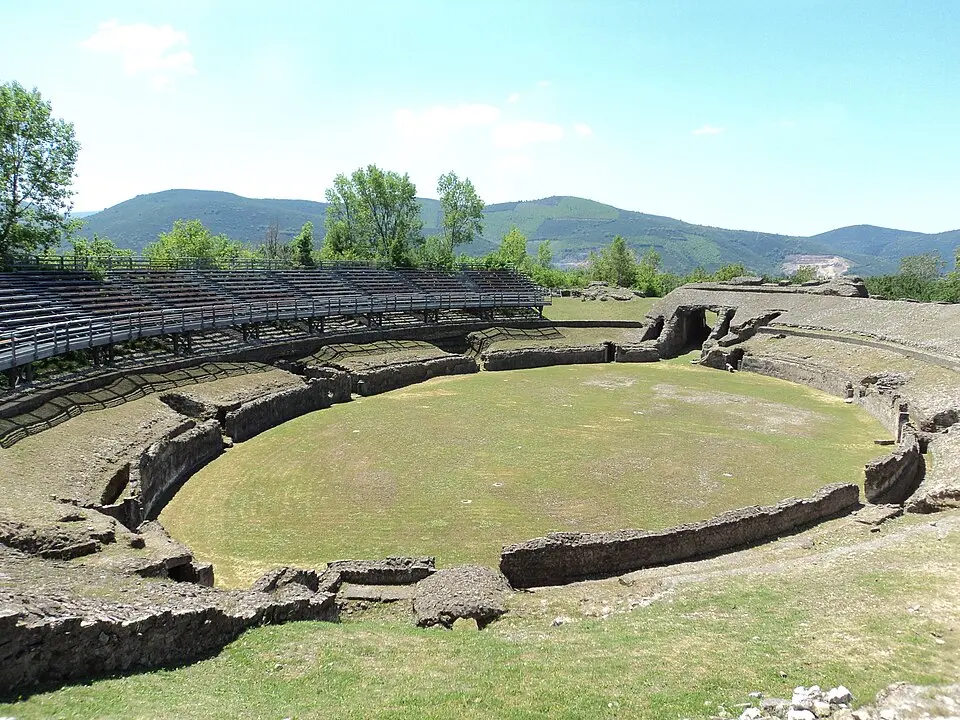 anfiteatro romano di Avella