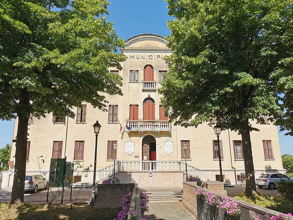 Palazzo Campanari