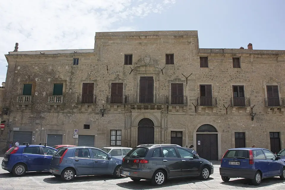Palazzo dei Principi di Valguarnera