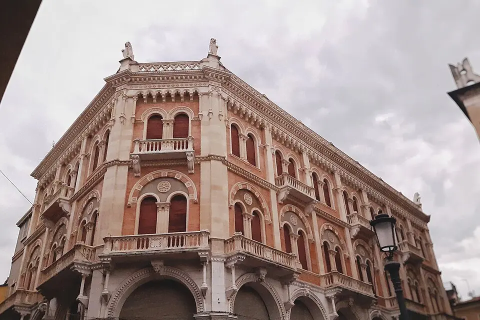 Palazzo delle Debite