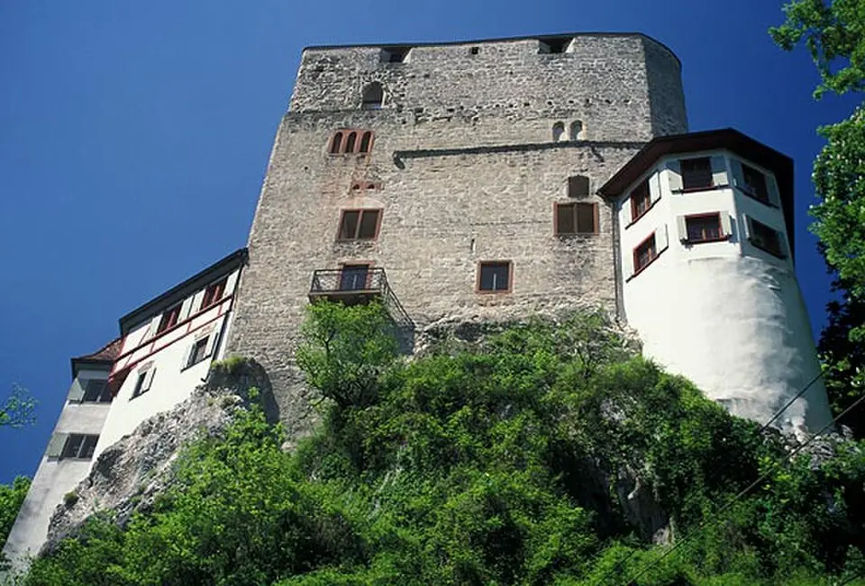 Ruine Burghalden