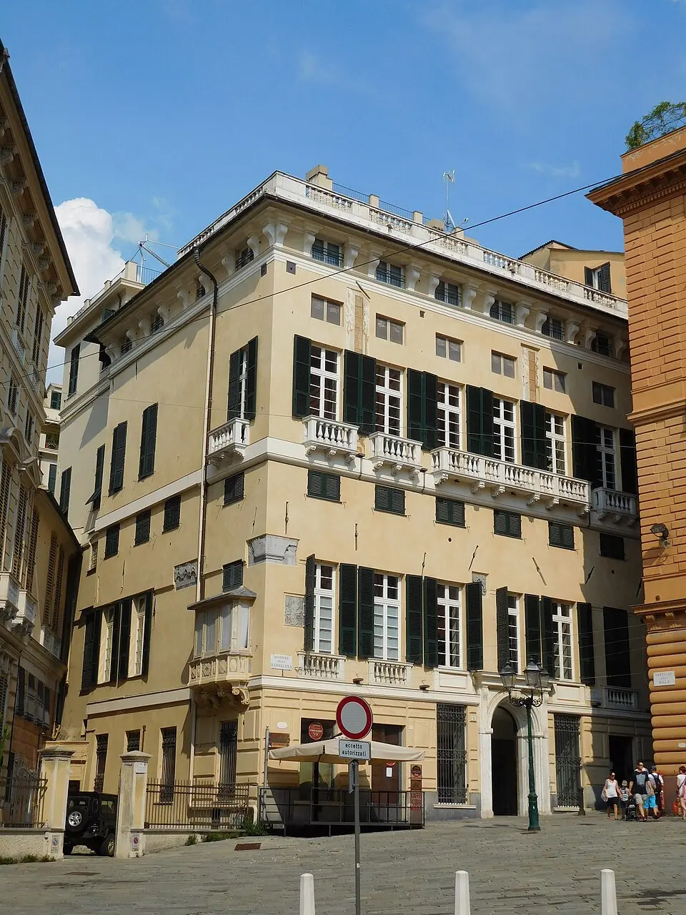Palazzo Luciano Spinola di Luccoli