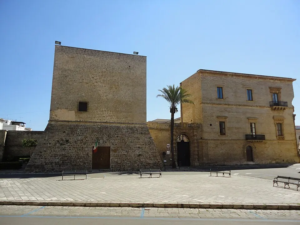 Palazzo marchesale Belmonte Pignatelli