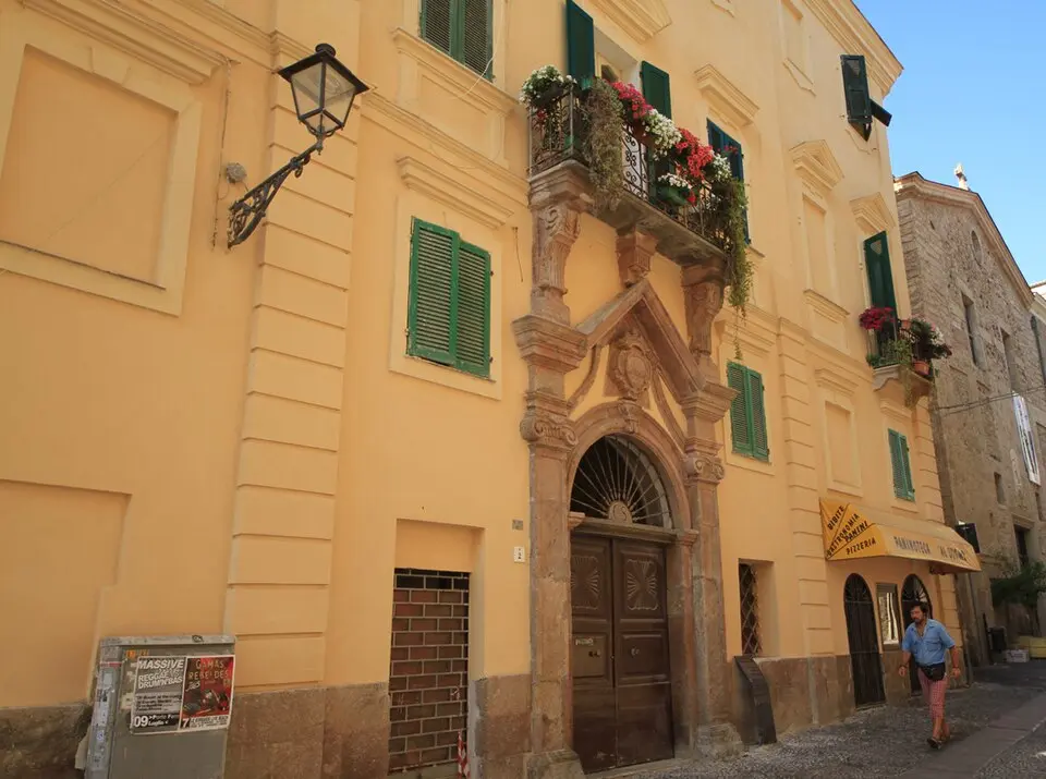 palazzo Serra