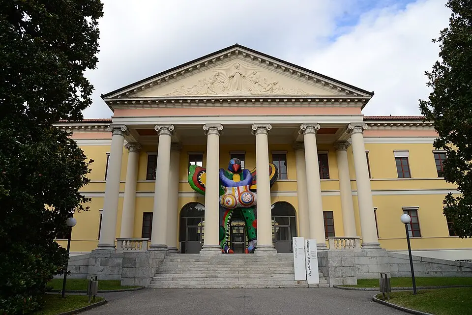 Hospiz der Heiligen Jungfrau (Turconi-Palast / Architekturakademie)