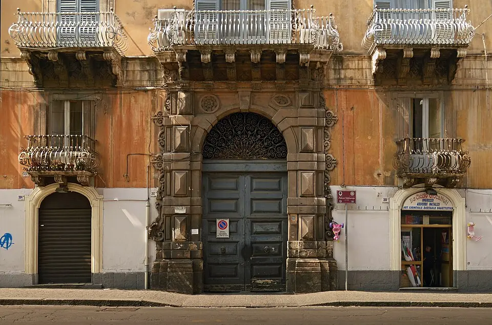 Palazzo Valdisavoia