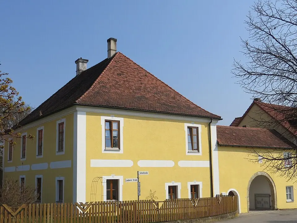 Schloss Bergstetten