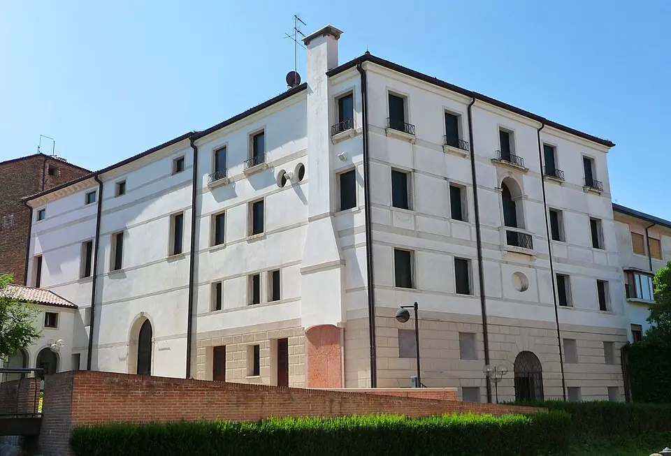 Palazzo Bomben