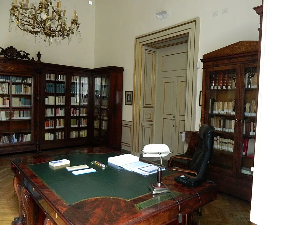 Palazzo Filomarino