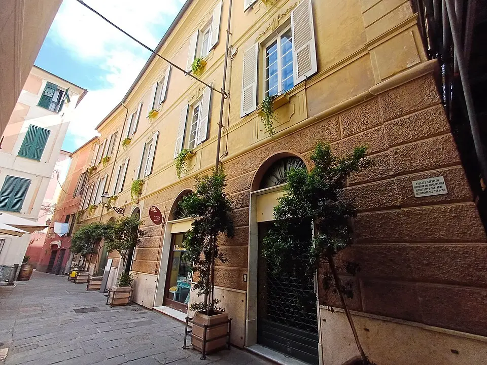 Palazzo Basso-Cepollini