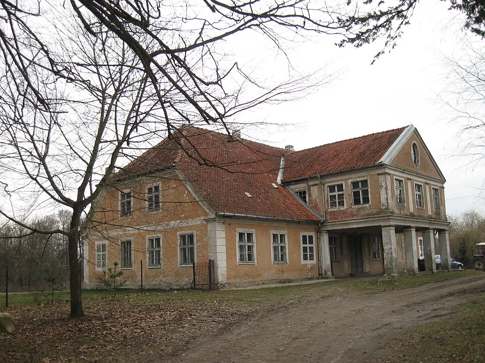 Bild: Lotek70 · CC0 Pałac w Anglitach