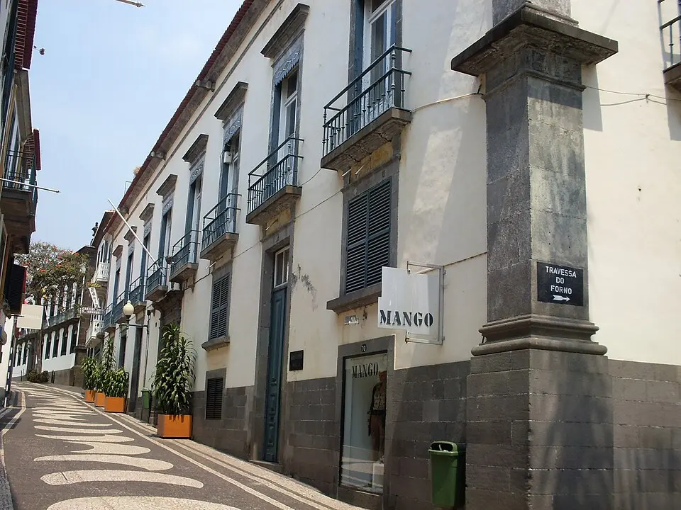 Palácio Torre Bela