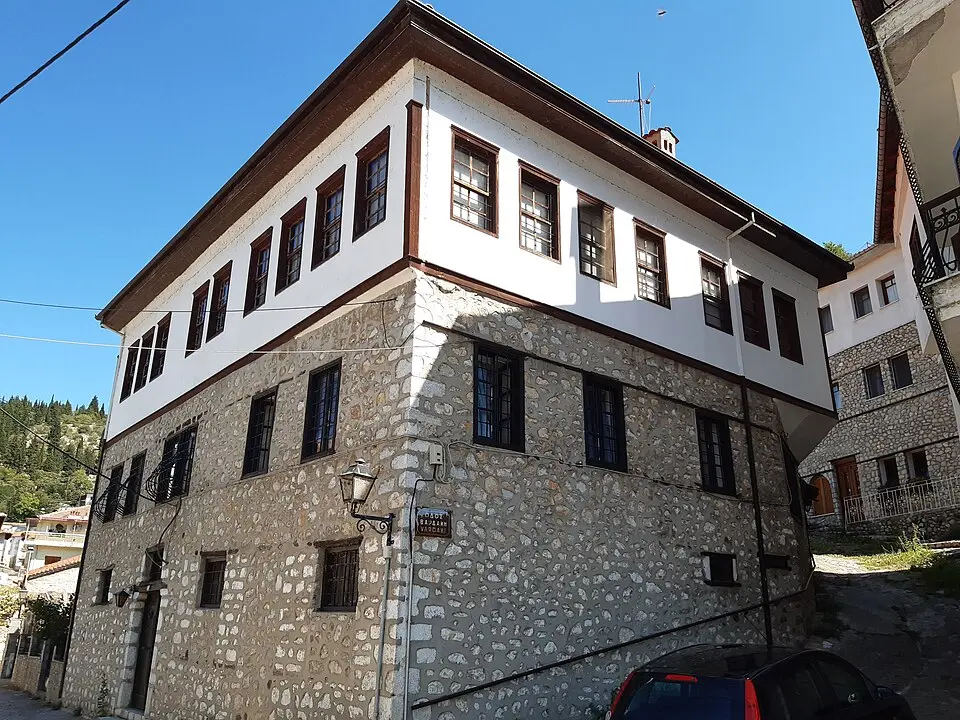 Paliuris Mansion