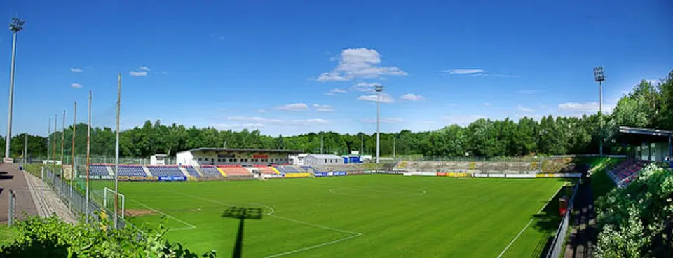 Waldstadion Kaiserlinde