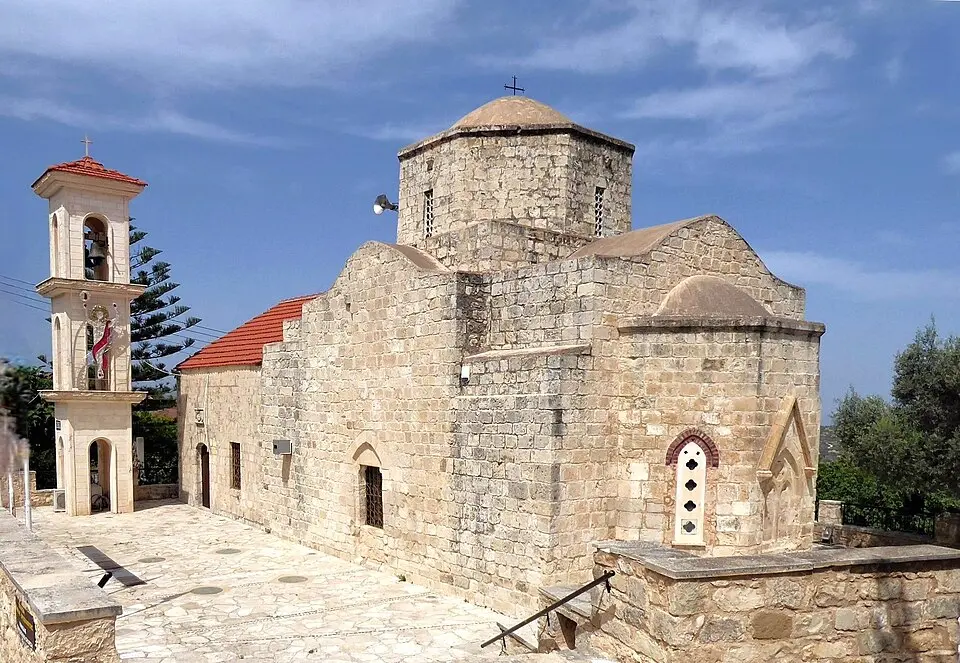 Panagia Chryseleousa (Lysos)