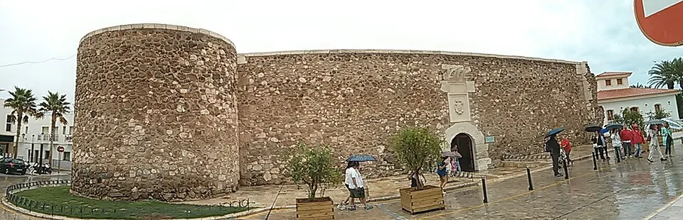 Obrázok: Ismael Olea · CC BY 4.0 Castillo de San Andrés