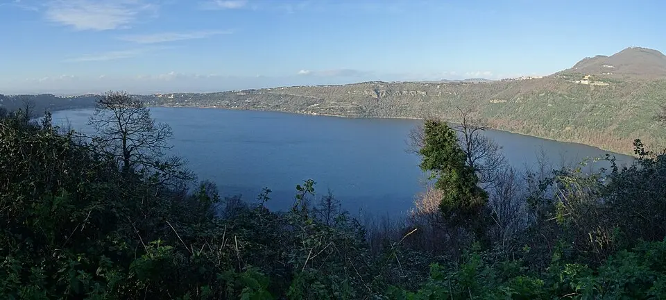 lago Albano