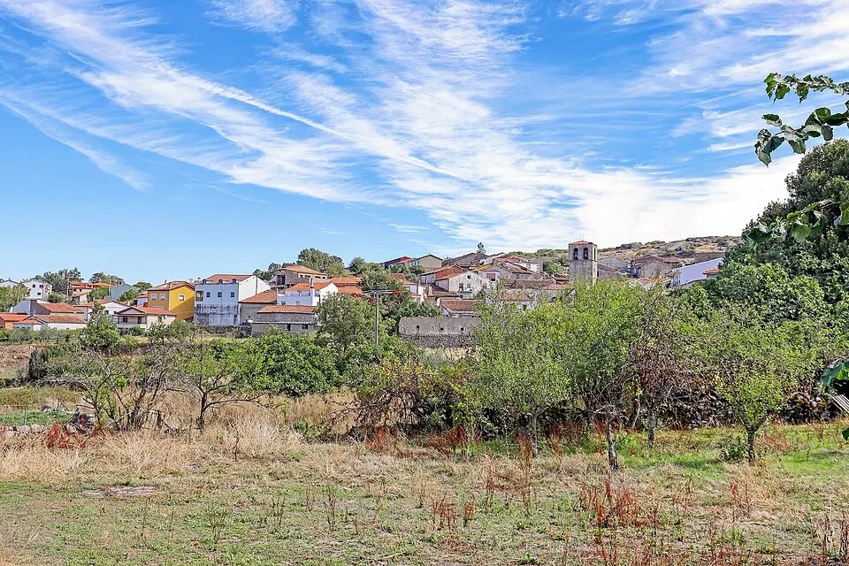 Image: Hovallef · CC BY-SA 4.0 Colmenar de Montemayor