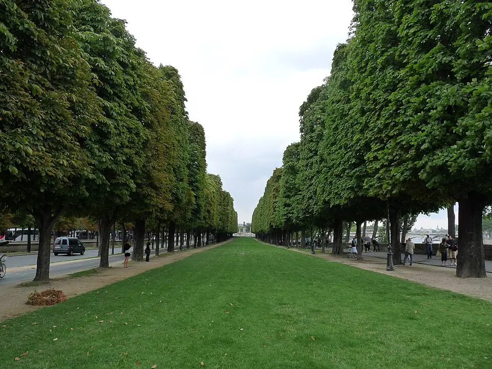 cours la Reine