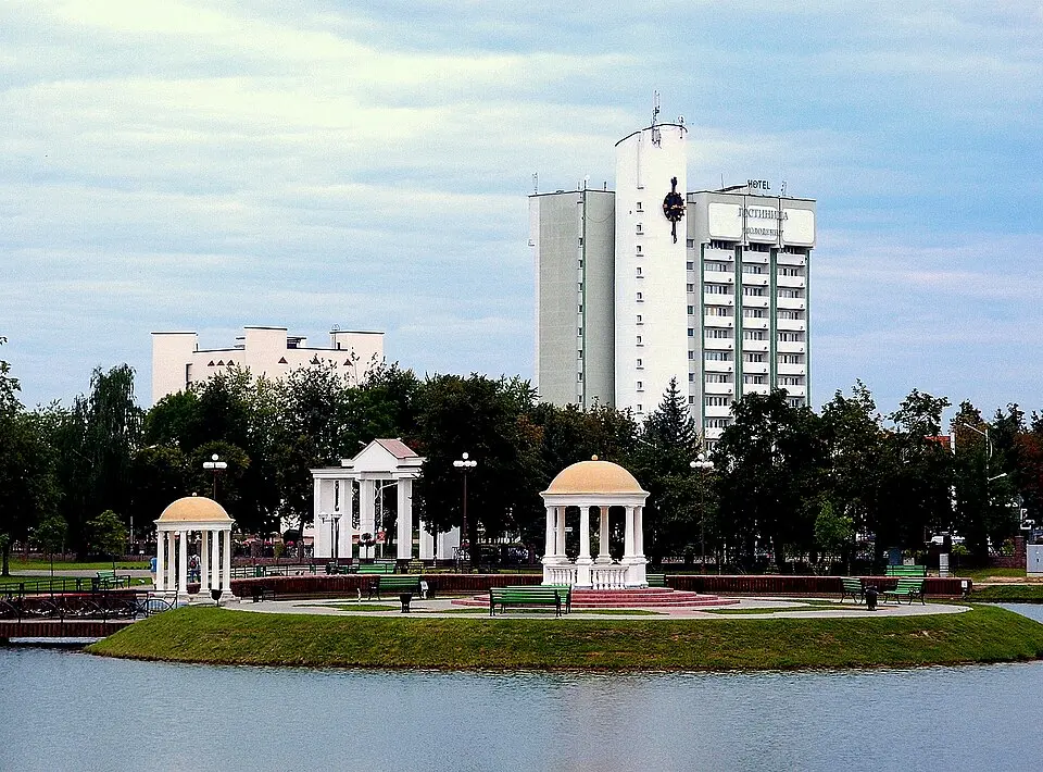 Маладэчна