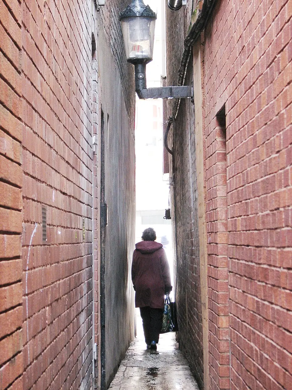 Image: J Morley · CC BY-SA 3.0 Parliament Street
