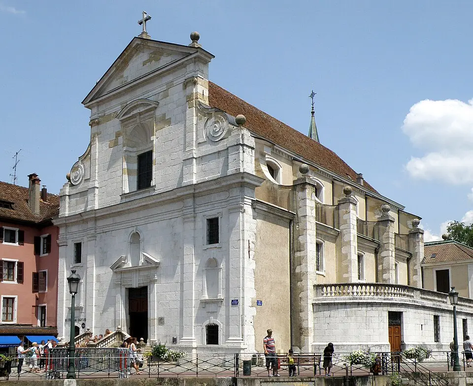 Kép: Torsade de Pointes · CC0 église Saint-François-de-Sales