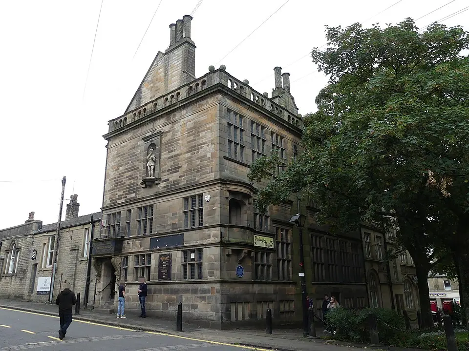 Partington Theatre
