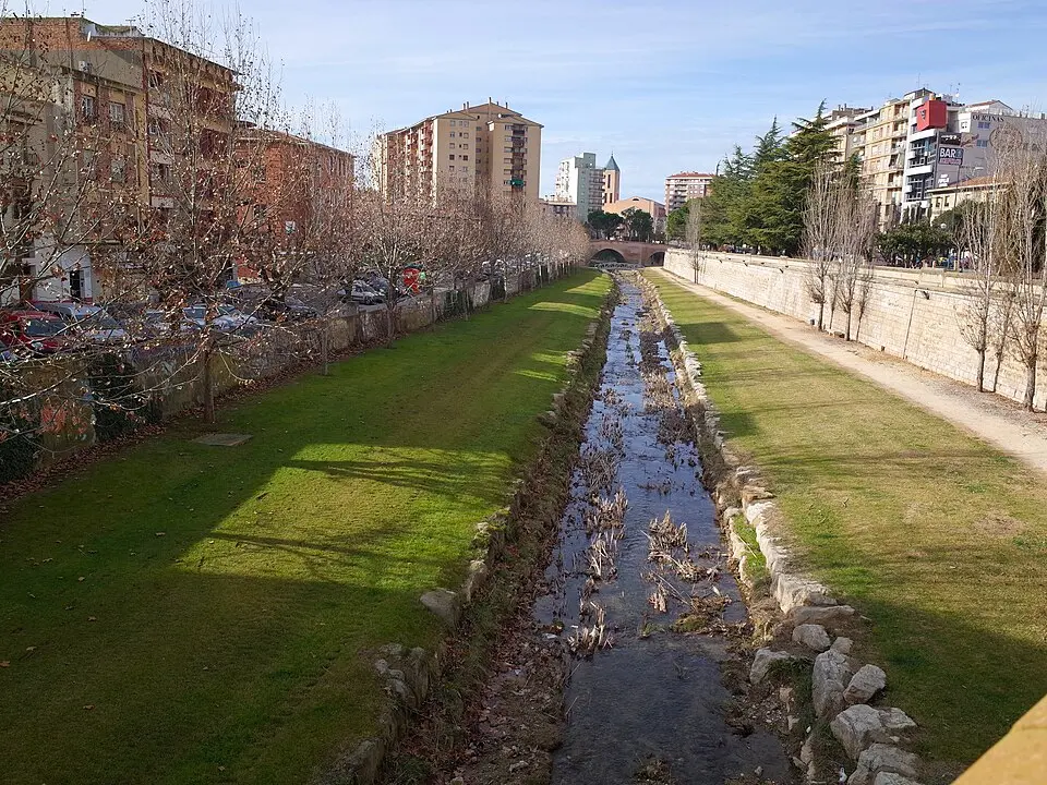 Bild: Francisco Martinez Arias from Monzon, España · CC BY 2.0 río Sosa
