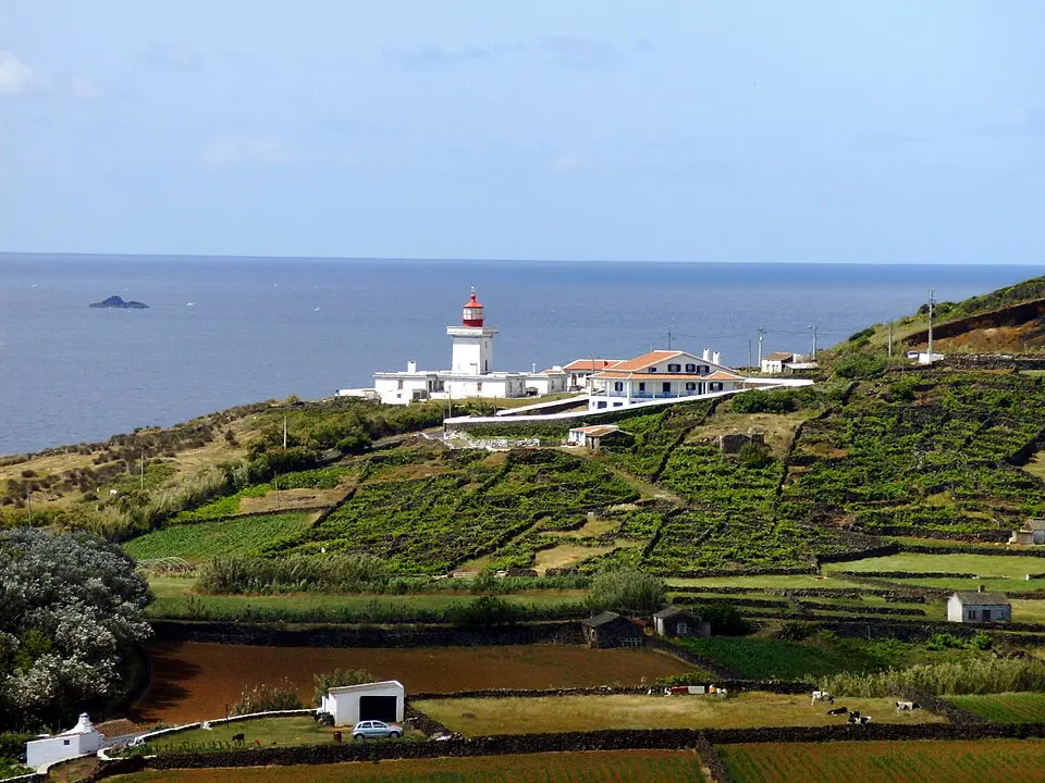 Farol da Ponta das Contendas
