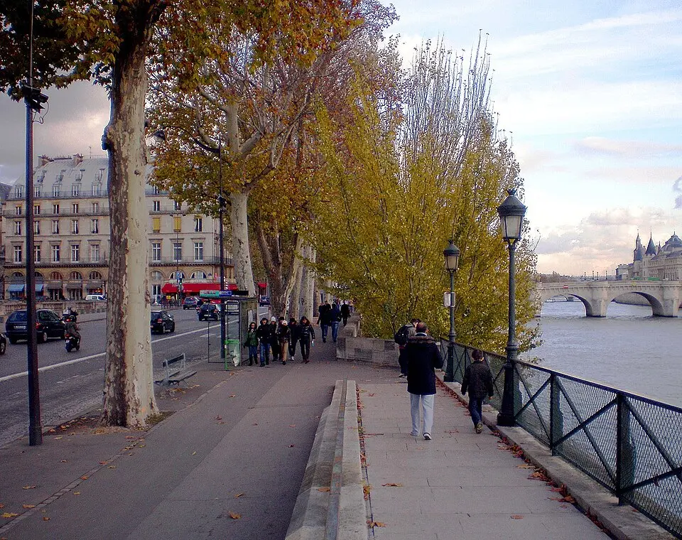 quai François-Mitterrand