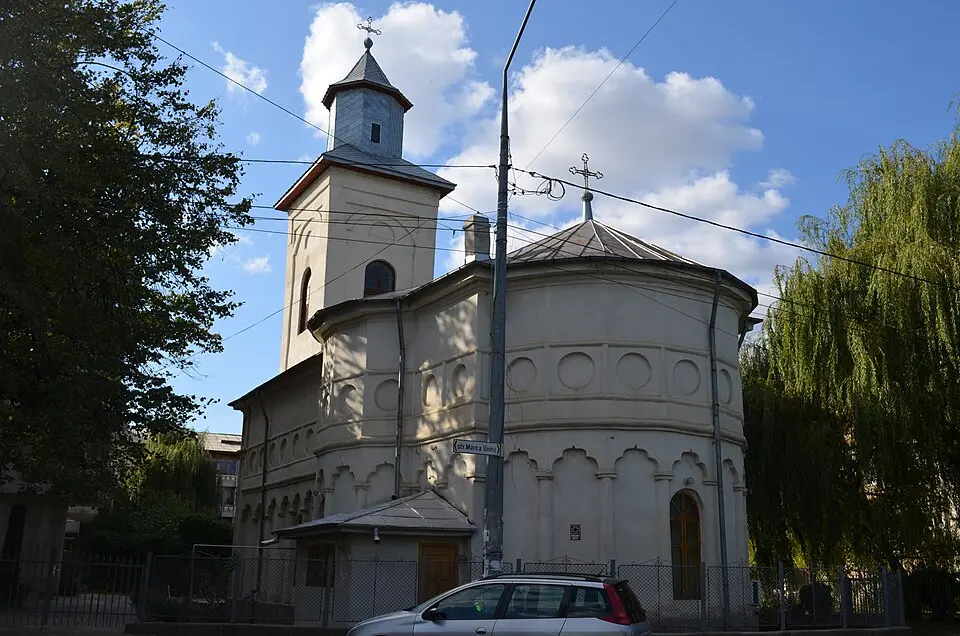 Biserica Proorocul Samuil, fosta mănăstire Roman