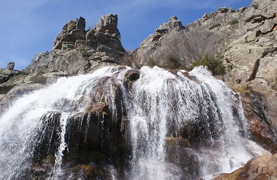 cascada de los Litueros