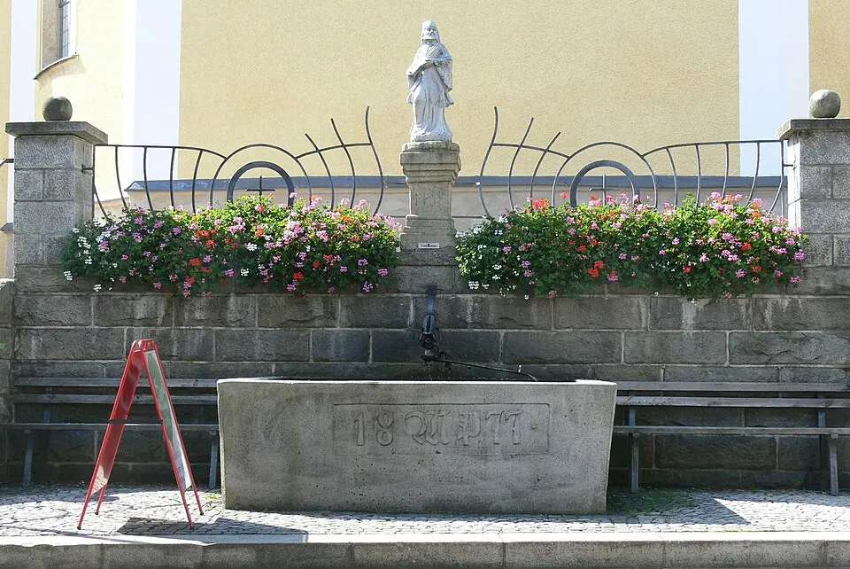 Brunnen