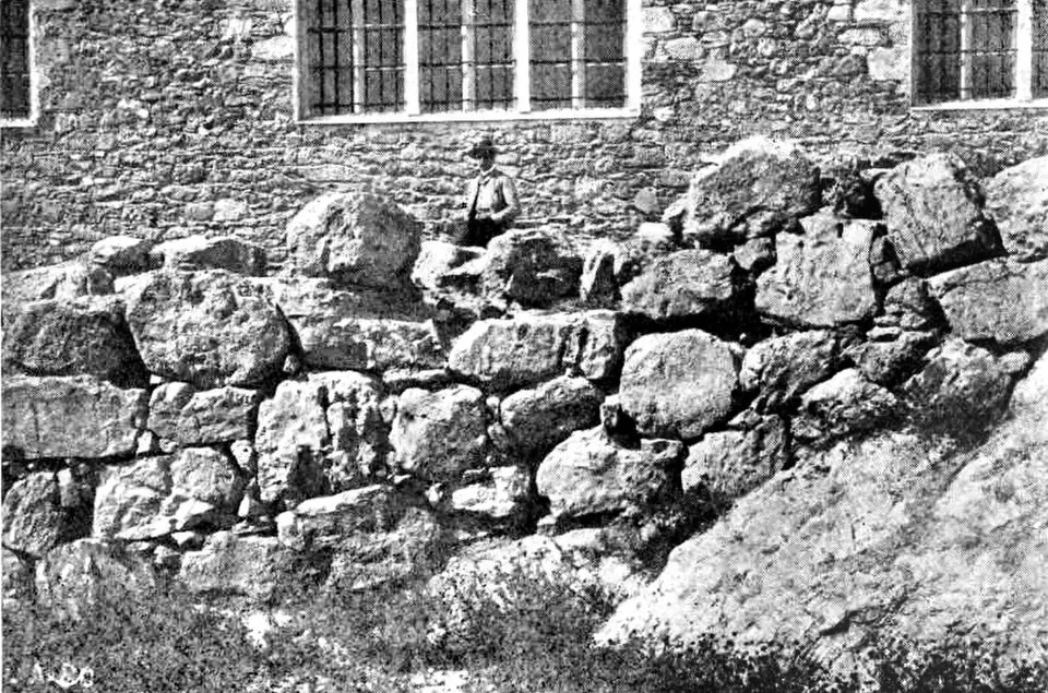 Mur pélasgique