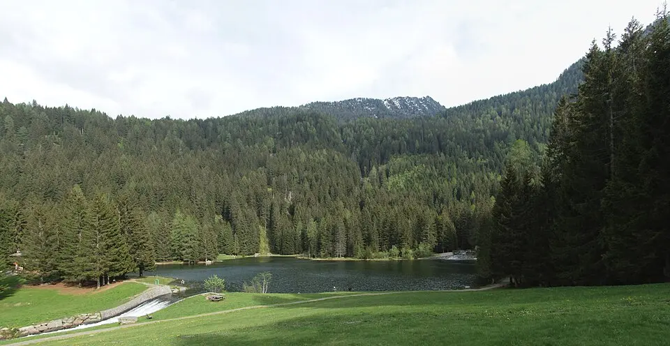 Lago dei Caprioli