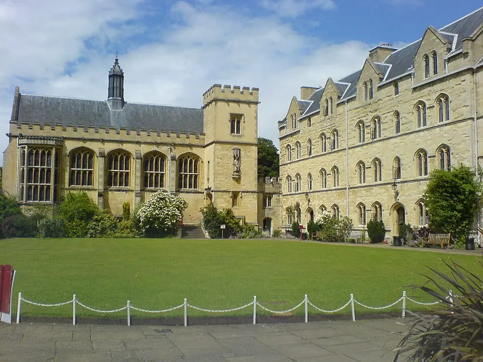 Pembroke College