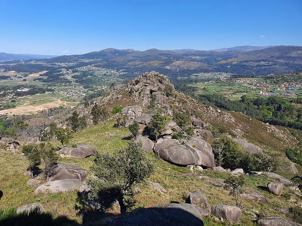 Castelo da Pena da Rainha, também conhecido por Castelo de São Martinho da Pena